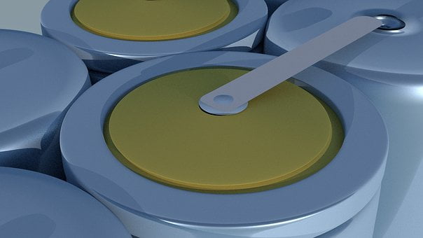 lithium-ion-battery-detail-2842400__340 (2)